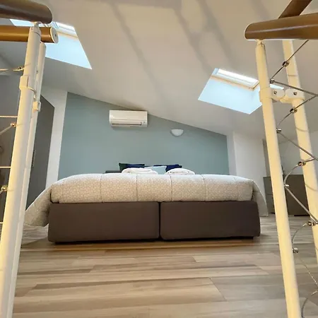 Appartement Spacious With Terrace Milaan